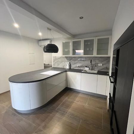 Apartmani Kaja Каштела Экстерьер фото