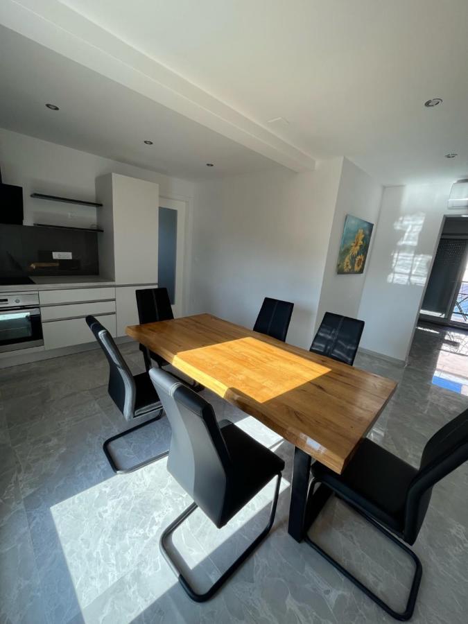 Apartmani Kaja Каштела Экстерьер фото